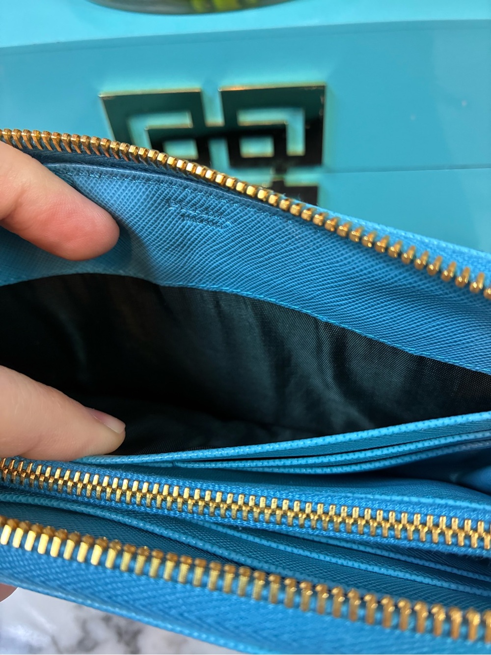 Prada Voyage Blue Saffiano Leather Zip Around Wallet - Pristine Condition - Picture 10 of 13